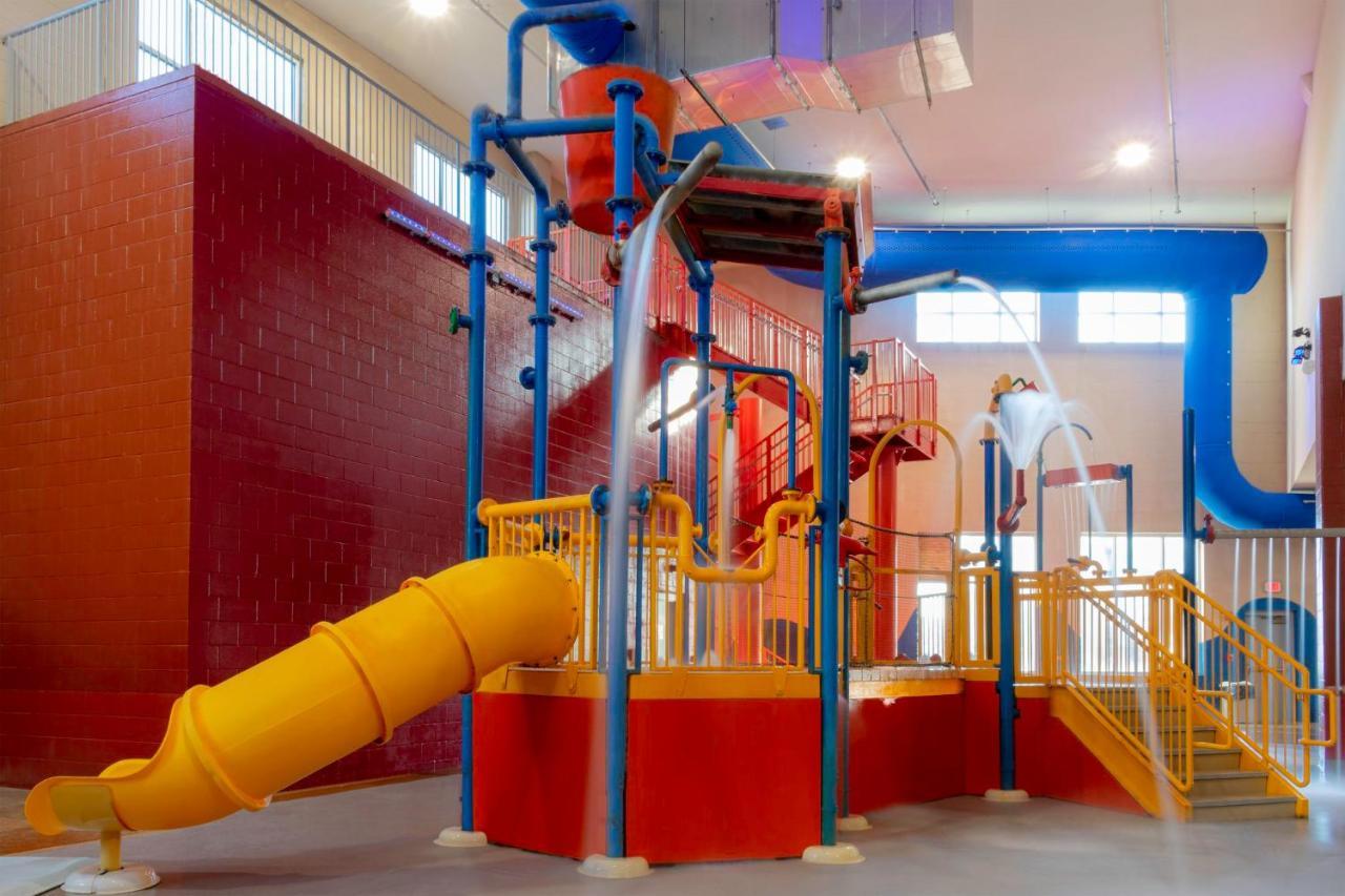Holiday Inn Omaha Downtown - Waterpark By Ihg Kültér fotó